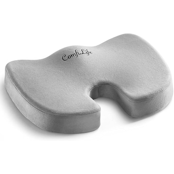 Ecomm: 15 Items to Create a Comfy At-Home Office